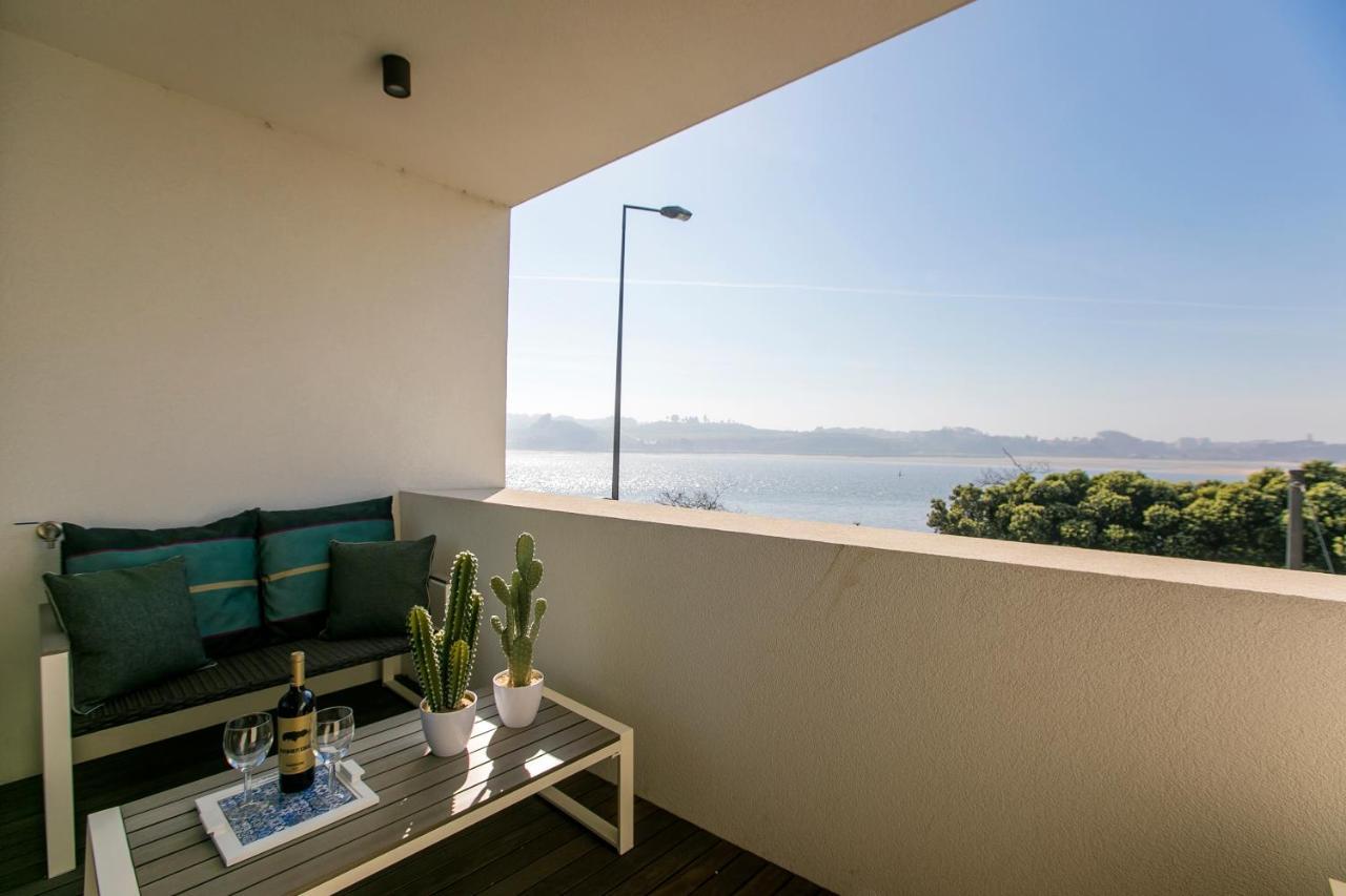 Lovelystay - Luxury 2Br Duplex Apartment In Foz Porto Bagian luar foto