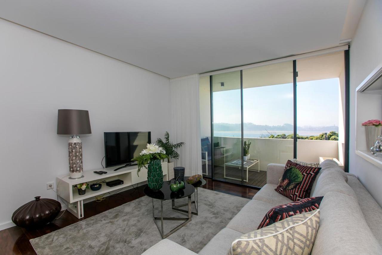Lovelystay - Luxury 2Br Duplex Apartment In Foz Porto Bagian luar foto