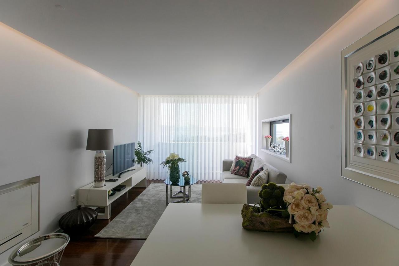 Lovelystay - Luxury 2Br Duplex Apartment In Foz Porto Bagian luar foto