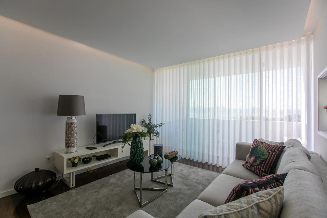 Lovelystay - Luxury 2Br Duplex Apartment In Foz Porto Bagian luar foto