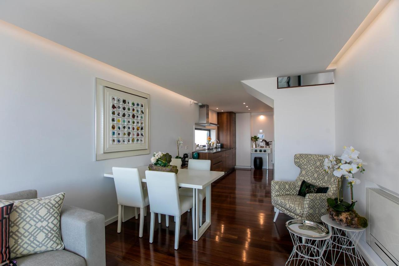 Lovelystay - Luxury 2Br Duplex Apartment In Foz Porto Bagian luar foto