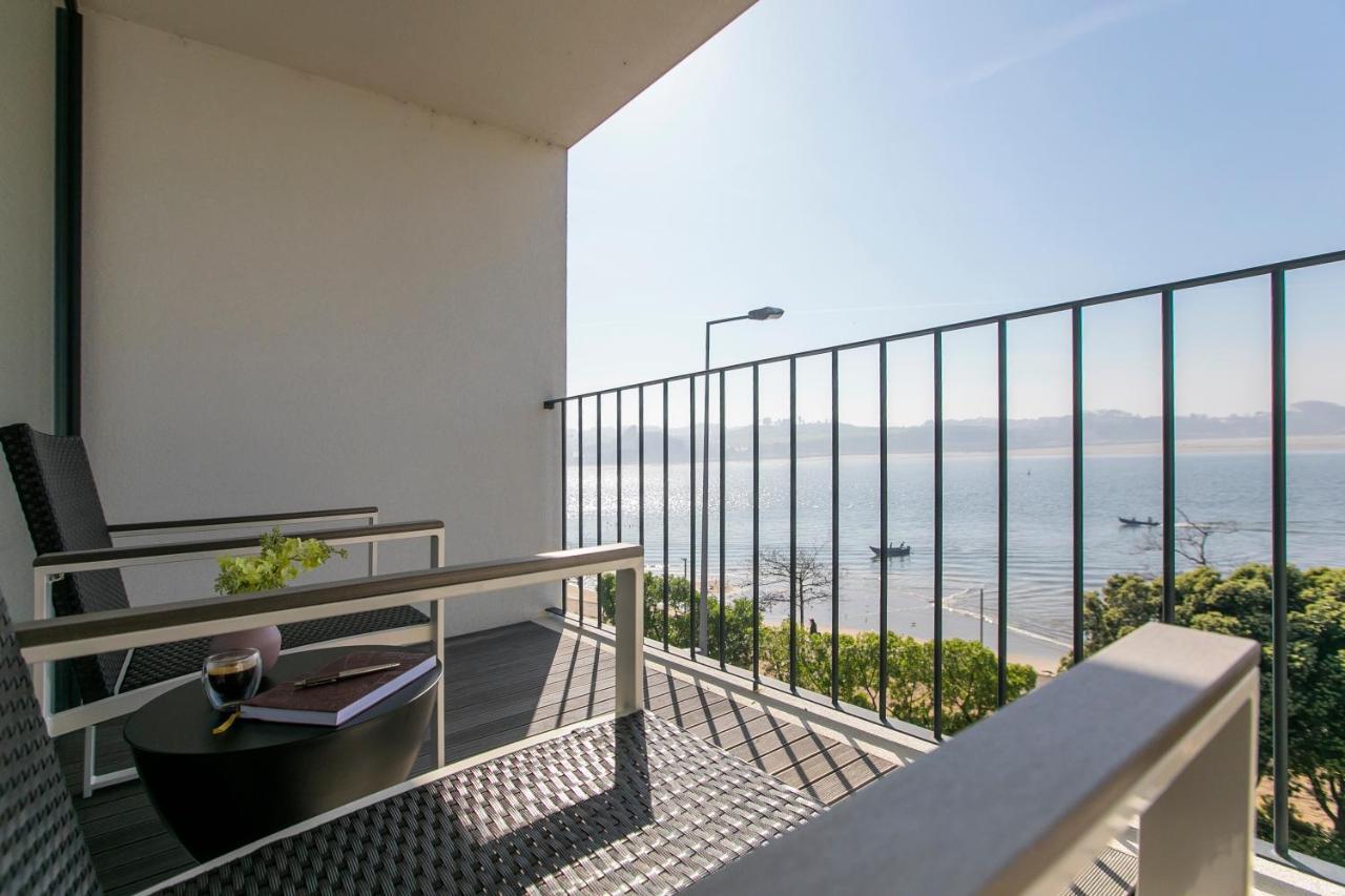 Lovelystay - Luxury 2Br Duplex Apartment In Foz Porto Bagian luar foto